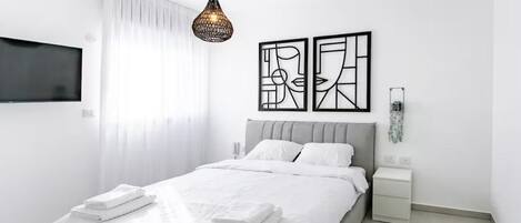 3 bedrooms, WiFi, bed sheets