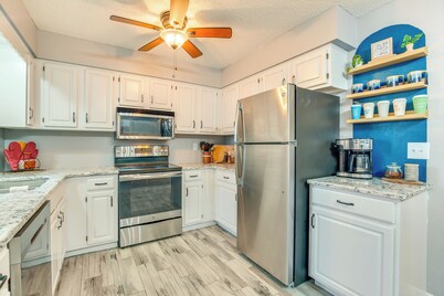 距箭頭體育場13英里：藍泉住宅！