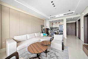 Apartment | 1 bedroom, Internet - Elegant 1BR With Panoramic Views on Burj Khalifa (Dubai)