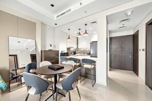 1 bedroom, Internet - Elegant 1BR With Panoramic Views on Burj Khalifa (Dubai)