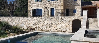 Holiday cottage and private pool, near Grignan in the Drôme Provençale region