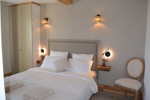 4 Schlafzimmer, Bügeleisen/Bügelbrett, Reisekinderbett, kostenloses WLAN