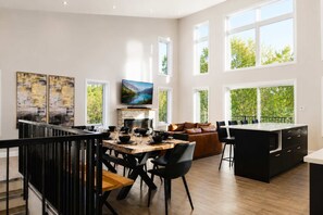 Dining - Spa, Mountains & Ultimate Comfort | Le Jameson (Saint-Philémon)