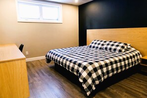 4 bedrooms, WiFi, bed sheets