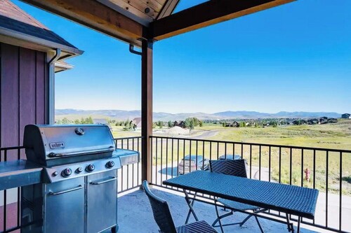 Granby Ski and Golf Getaway I Mountain Views!