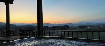 Granby Ski and Golf Getaway I Mountain Views!