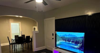 Charming Full private unit!! 2-bedrooms
