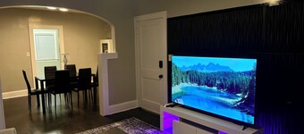 Charming Full private unit!! 2-bedrooms