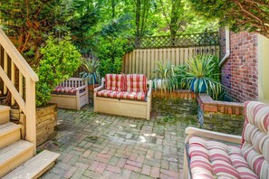 Apartment, 2 Bedrooms | Terrace/patio