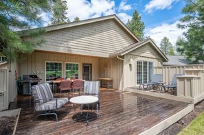 House, 3 Bedrooms | Outdoor dining