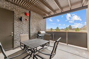Condo, 3 quartos | Opções para refeição ao ar livre