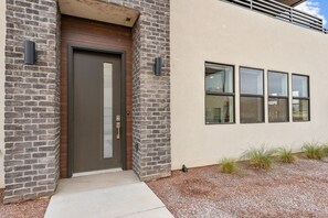Appart'hôtel, 3 chambres | Détail de l’extérieur