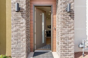 Casa de ciudad, 4 habitaciones | Detalle exterior