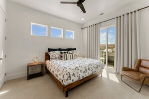 4 chambres, bureau, espace de travail pour ordinateur portable