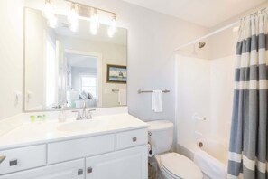 Unclassified image, 4 of 45, button