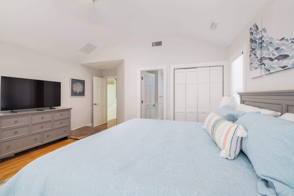 Unclassified image, 1 of 45, button