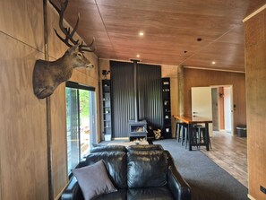 Interior - Modern Escape - Comfort in Collingwood (Collingwood)