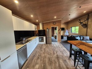 Interior - Modern Escape - Comfort in Collingwood (Collingwood)