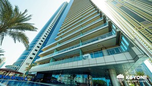 Outdoor pool - Fascinating Ocean Views in a One Bedroom (Dubai)