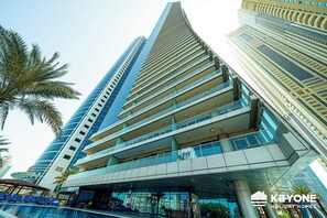Outdoor pool - Fascinating Ocean Views in a One Bedroom (Dubai)