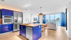 Uklassifisert bilde, 2 av 29, knapp