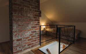 2 bedrooms, iron/ironing board, travel cot, WiFi