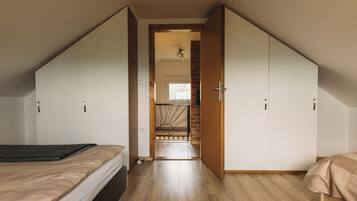 2 bedrooms, iron/ironing board, travel crib, WiFi