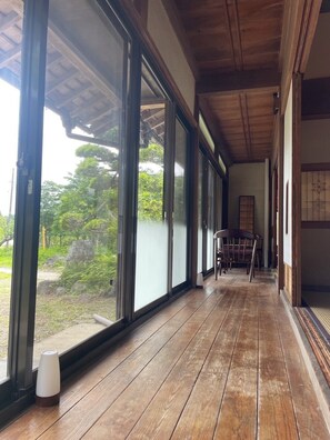 Interior -  Totoro vibes, country side 120 year old house,10 adults. Beautiful and clean. (いすみ市)