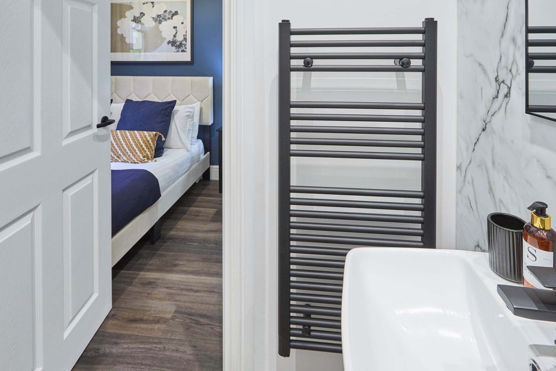 1 bedroom, desk, iron/ironing board, WiFi