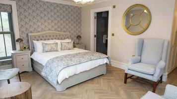 8 chambres, fer et planche à repasser, accès Internet, draps fournis