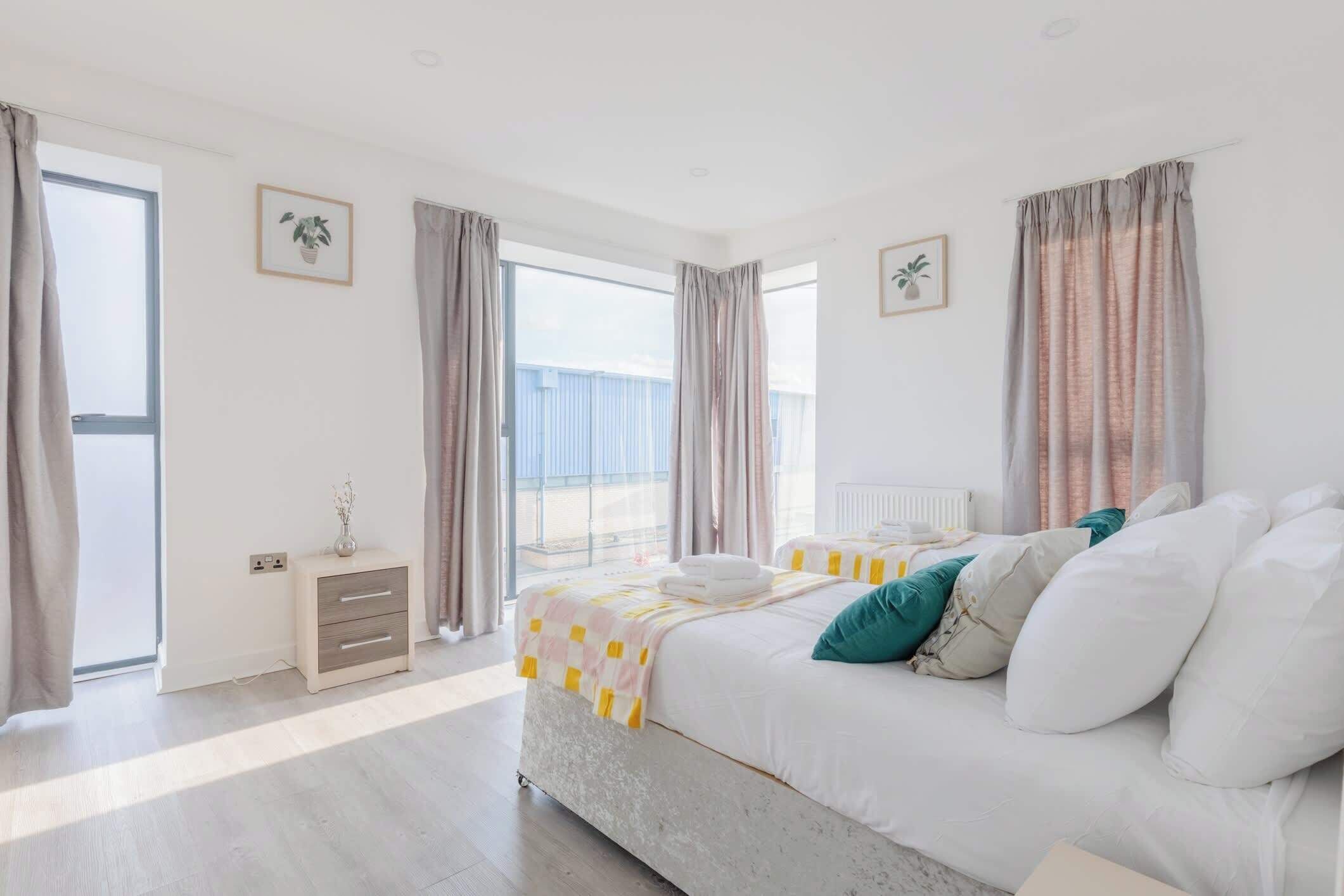 3 bedrooms, WiFi, bed sheets