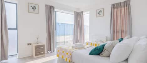 3 bedrooms, WiFi, bed sheets