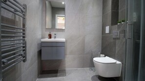 Een douche, een haardroger