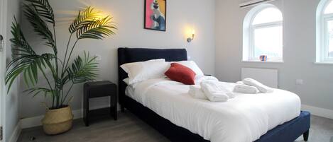 1 bedroom, iron/ironing board, Internet, bed sheets