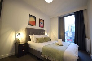 2 makuuhuonetta, silitysrauta/-lauta, internet, vuodevaatteet