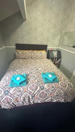 Classic Double Room | Soundproofing, free WiFi