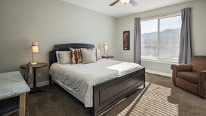 4 Schlafzimmer, Bügeleisen/Bügelbrett, Reisekinderbett, kostenloses WLAN