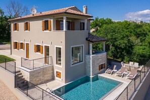 Exterior - Villa Skarline in Baredine (Baredine)