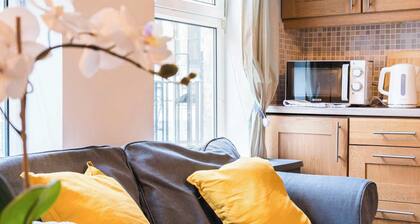 Stay in the heart of Dublin.