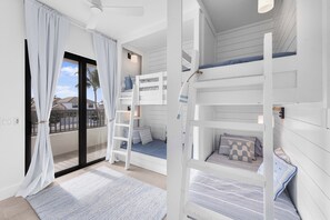 4 bedrooms, desk, iron/ironing board, WiFi