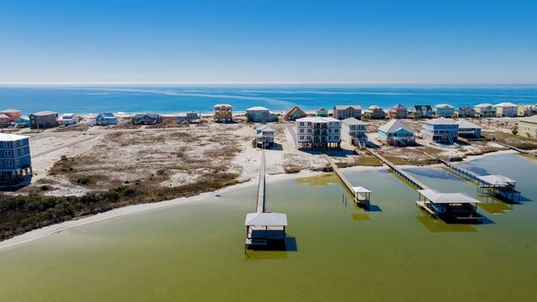 Beach nearby - Reduced Rate! Sandy Beach *Waterfront, Private Pier* (Gulf Shores)