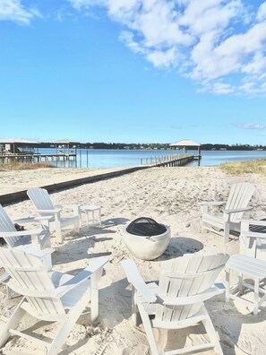 Beach nearby - Sandy Beach *Waterfront, Private Pier* (Gulf Shores)