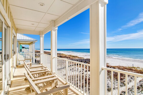 Property grounds - Sunny Disposition - Beachfront, Hot Tub (Gulf Shores)