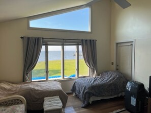 4 bedrooms, iron/ironing board, free WiFi, bed sheets - Waterfront Spacious 4-bedroom house on Rehoboth Bay with Private Beach (Rehoboth Beach)