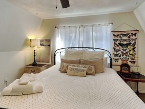 3 間睡房、熨斗/熨衫板、上網、床單