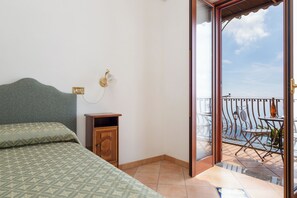 Panoramic Villa, Sea View | 2 bedrooms, blackout drapes, iron/ironing board, free WiFi - Villa Lavinia (Positano)