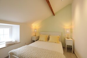 2 camere, ferro/asse da stiro, Wi-Fi gratuito, lenzuola