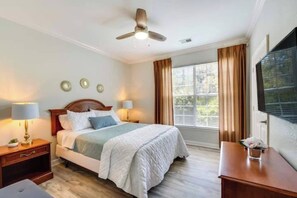 2 quartos, ferros/tábuas de passar roupa, Wi-Fi, roupa de cama