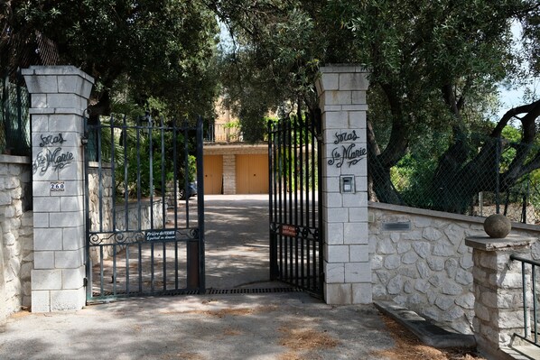 Jardines del alojamiento