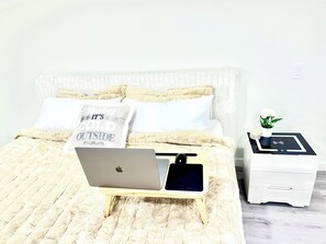 3 bedrooms, iron/ironing board, WiFi, bed sheets